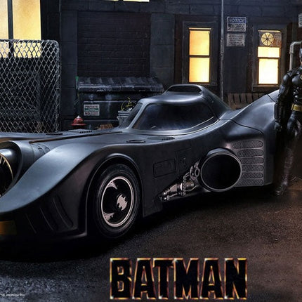 Batman 1989 with Batmobile DC Multiverse Action Figure e Vehicle 18 cm