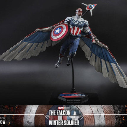 Captain America The Falcon and The Winter Soldier Action Figure 1/6 30 cm