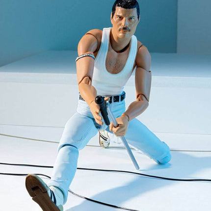 Freddie Mercury S.H. Figuarts Action Figure Live Aid Ver. 15 cm