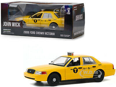 John Wick Rozdział 2 Model odlewu 1/24 2008 Ford Crown Victoria Taxi