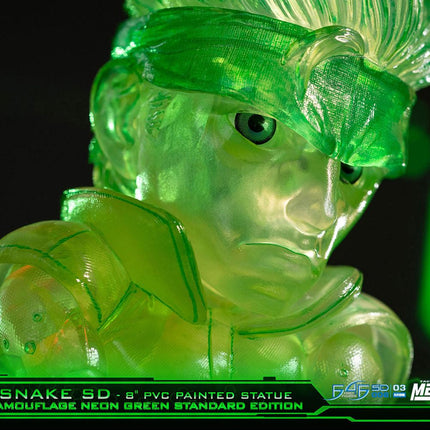 Metal Gear Solid PVC SD Statue Solid Snake 20 cm Camouflage Green Neon