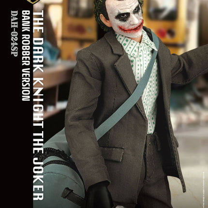 Batman The Dark Knight Dynamic 8ction Heroes Action Figure 1/9 The Joker Bank Robber Ver. 21 cm