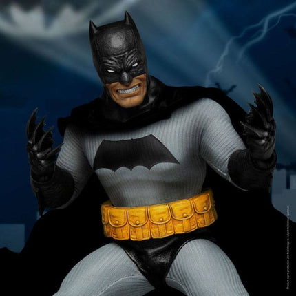 Batman The Dark Knight Return Dynamic 8ction Heroes Action Figure 1/9 Batman 21 cm - OCTOBER 2021