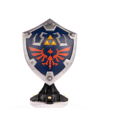 The Legend of Zelda Oddech Dzikich PCV Statua Hylian Shield Standard Edition 29 cm
