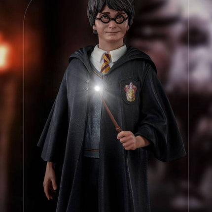 Figurka Harry'ego Pottera w skali artystycznej 1/10 Harry Potter 17 cm