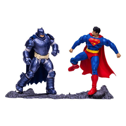 Superman vs. Armored Batman 18 cm DC Multiverse