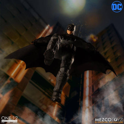 Batman Supreme Knight DC Comics Action Figure 1/12  17 cm