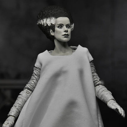 Bride of Frankenstein (Black & White) Universal Monsters Ultimate Action Figure NECA 04821 18 cm