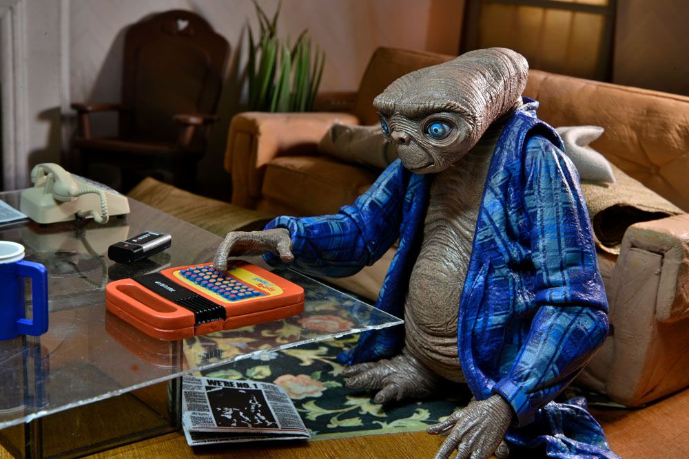 E.T., l'extra-terrestre figurine Ultimate Deluxe E.T. 11 cm - NECA