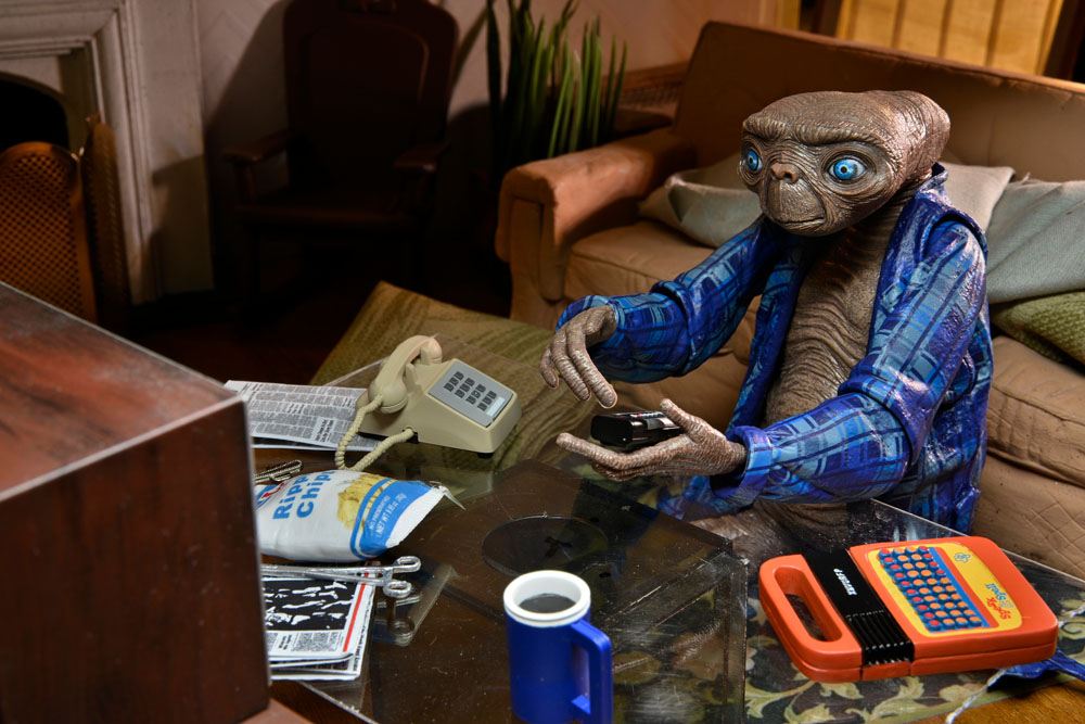 E.T., l'extra-terrestre figurine Ultimate Deluxe E.T. 11 cm - NECA