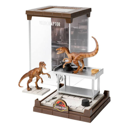 Jurassic Park Creature PVC Diorama Velociraptory 18cm