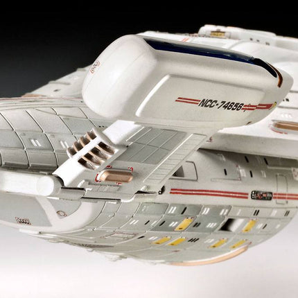 Star Trek Model Kit 1/670 USS Voyager 51cm