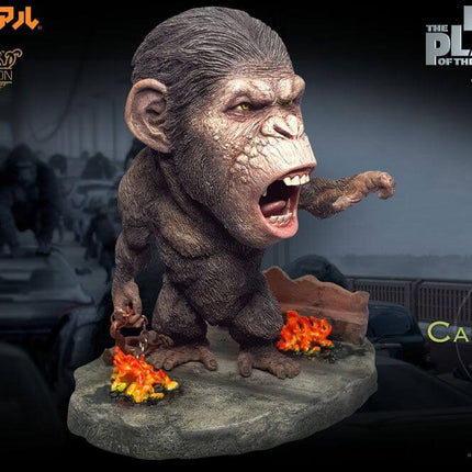 Caesar Chain Ver. Deluxe Rise of the Planet of the Apes Deform Real Series Soft Vinyl Statue 15 cm